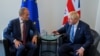 AB Konseyi Başkanı Donald Tusk ve İngiltere Başbakanı Boris Johnson